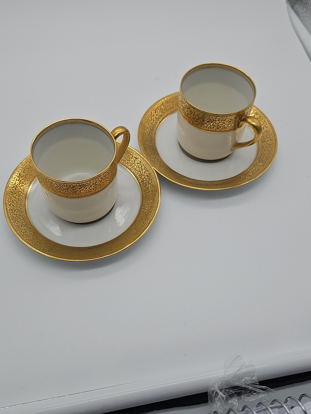 Porcelain Espresso Cup & Saucer Set with Gold Trim - White and Gold